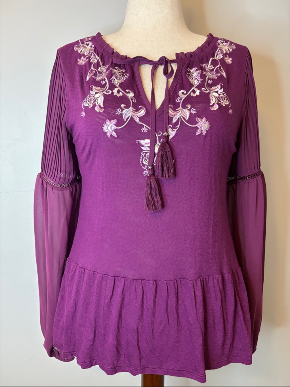 White House Black Market Purple Embroidered Peasant Tunic Small